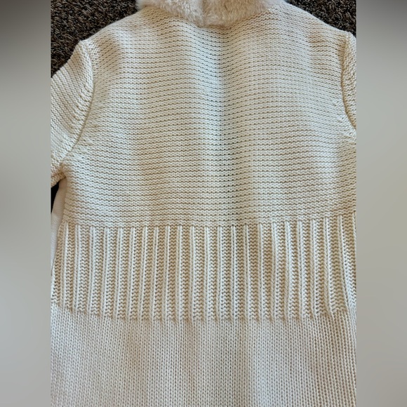 NWT Belldini Women's Black Label Cardigan Sweater -size Medium (cream) - Picture 8 of 12